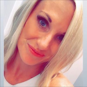 Meet your Posher, Christy